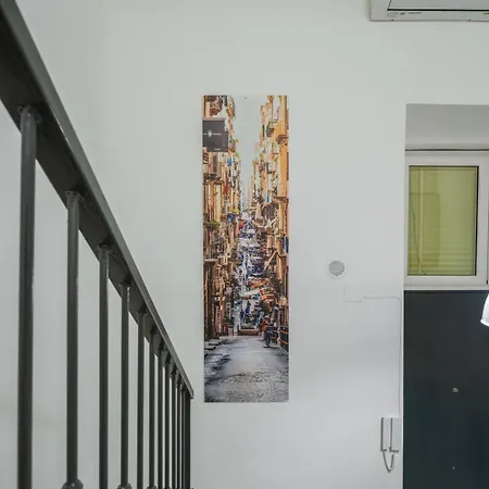 Vico Spaccanapoli 1 דירה *